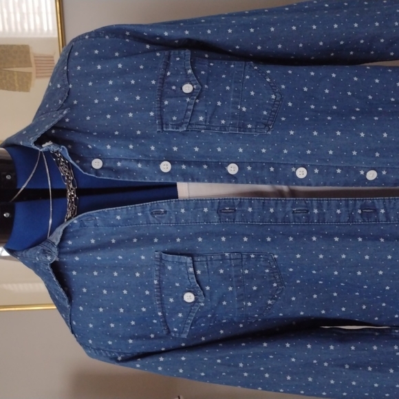 NWOT TRIPLE FIVE SOUL Star🌟 Print DENIM BUTTON DOWN SHIRT!! - Picture 1 of 7